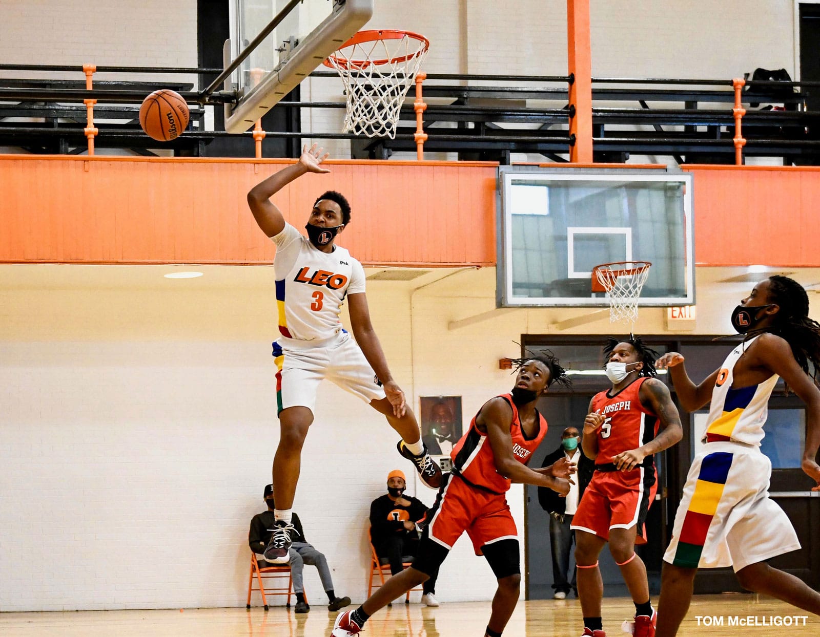 Basketball Leo High School